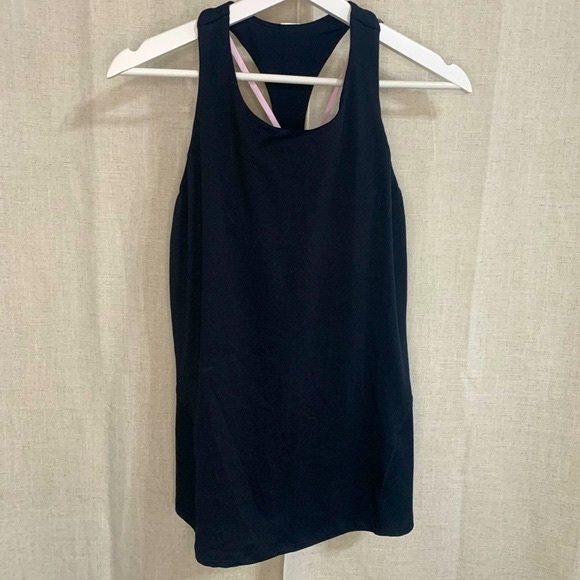 FABLETICS Kessler Built in Bra Tank - Petal/Shadow - Picture 3 of 9